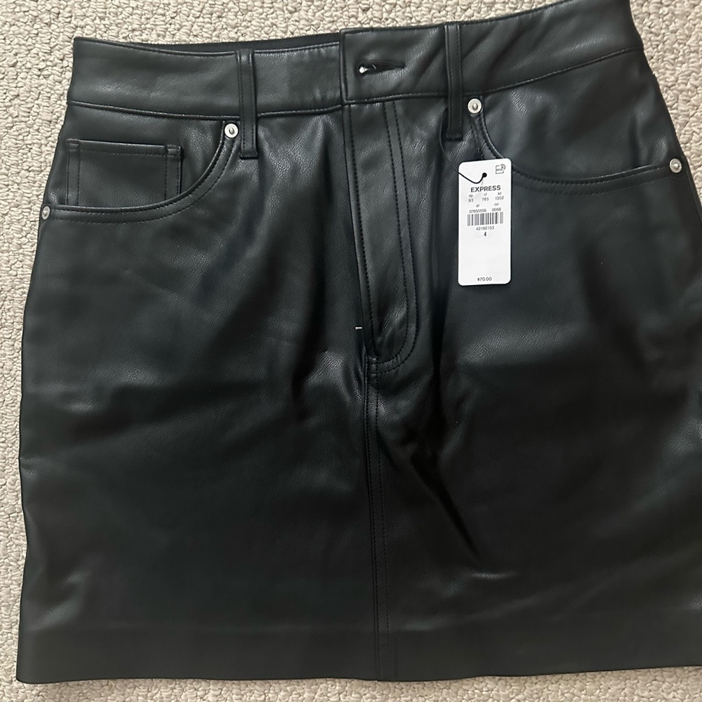 Women’s Express Black Faux Leather Skirt